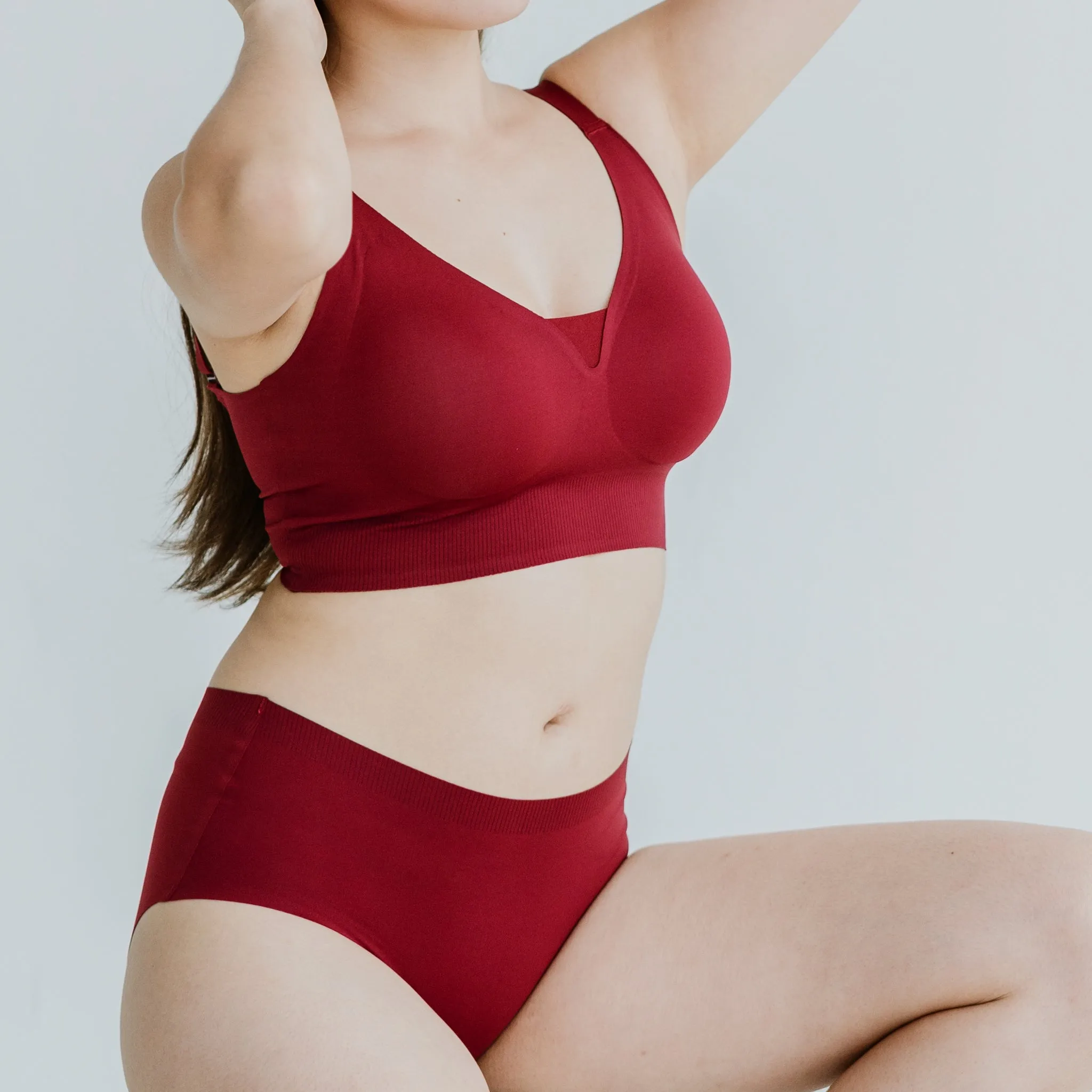 AIR-LEISURE Midi U-Back Seamless Bra in Wine