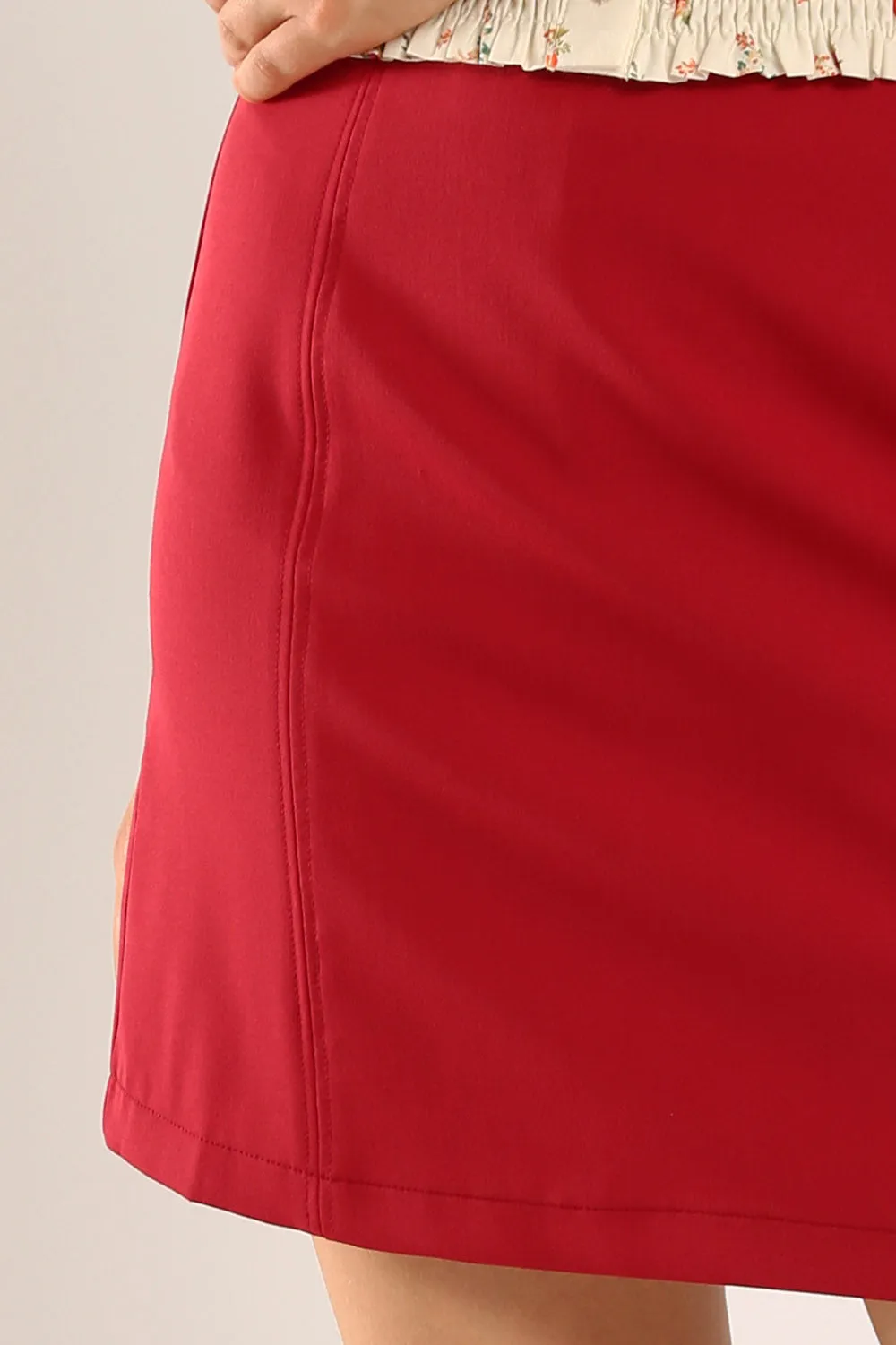 Aisling Mini Skirt in Red