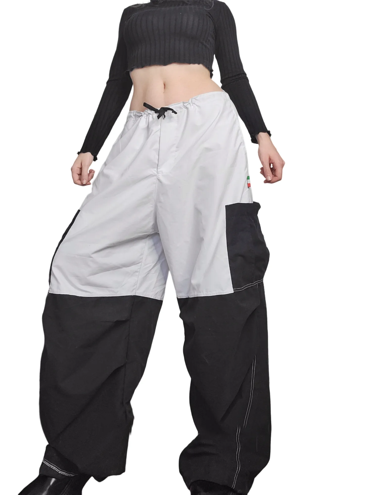 Baggy parachute noir et blanc