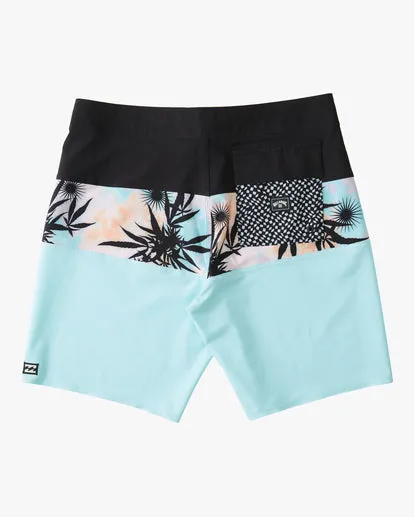 Billabong Tribong Pro Boardshorts 19"