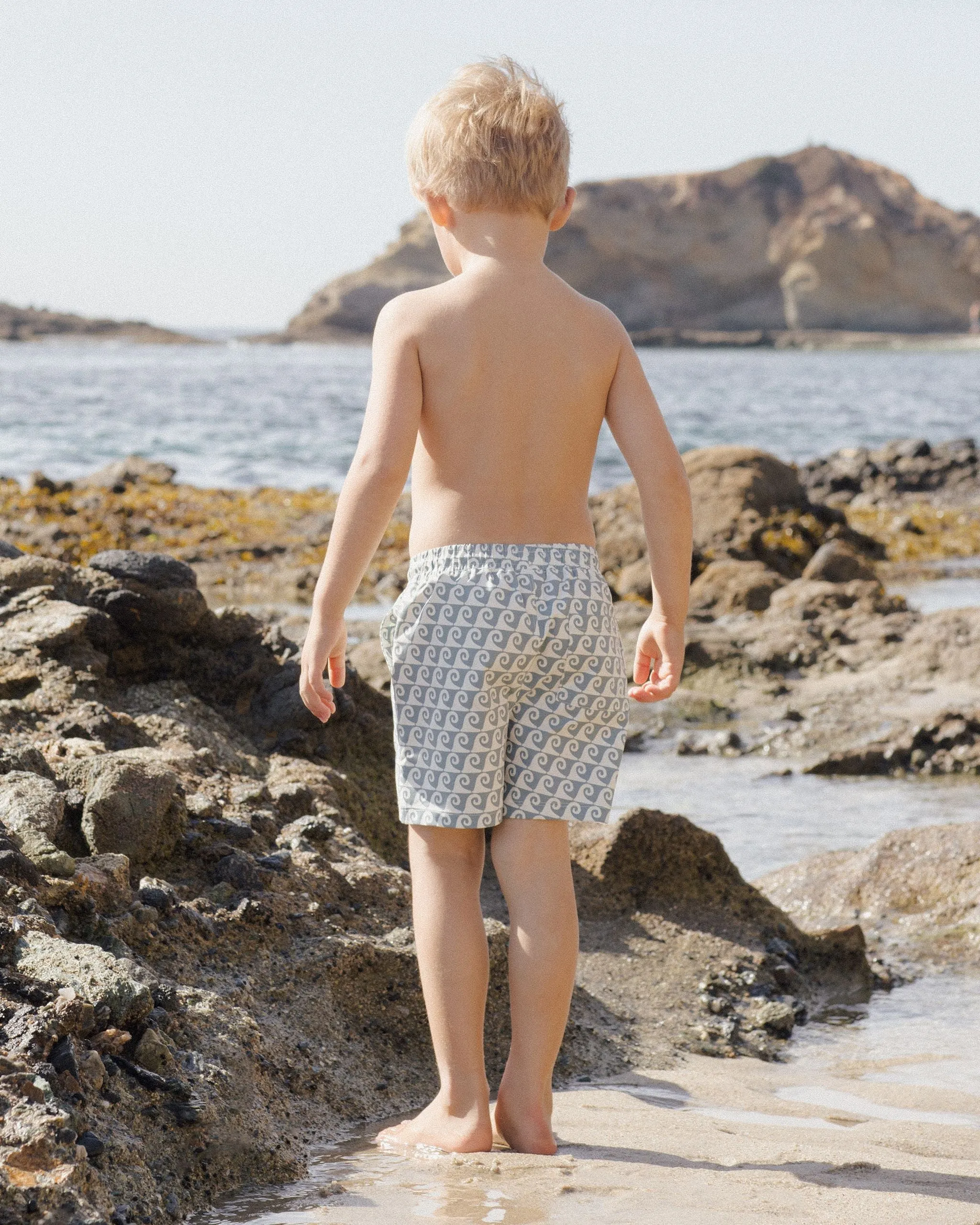 BOARDSHORT || OCEAN WAVES