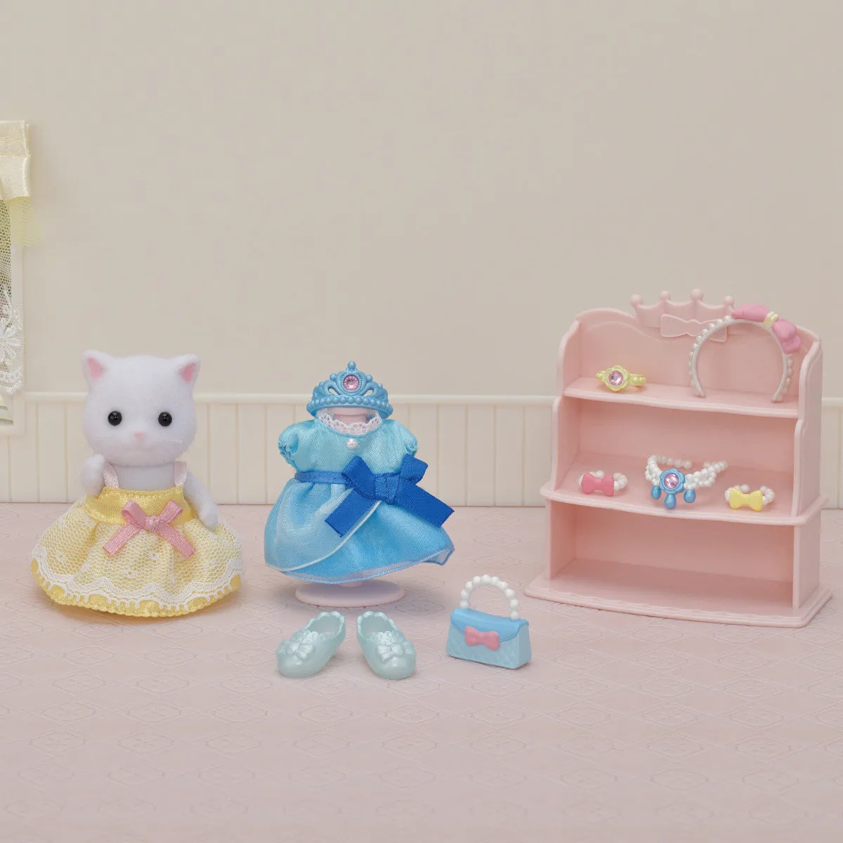 Calico Critters Princess Dress Up Set
