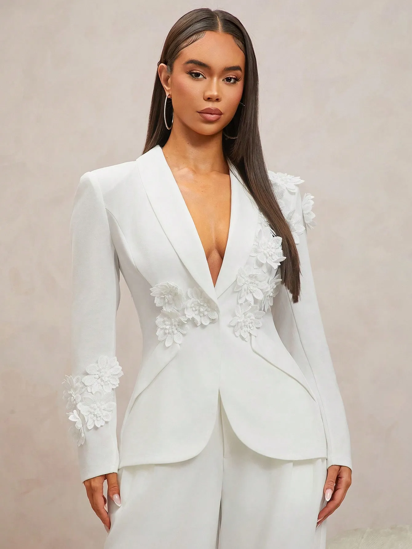 Cherry Vibes: Traje de chaqueta sexy para mujer en