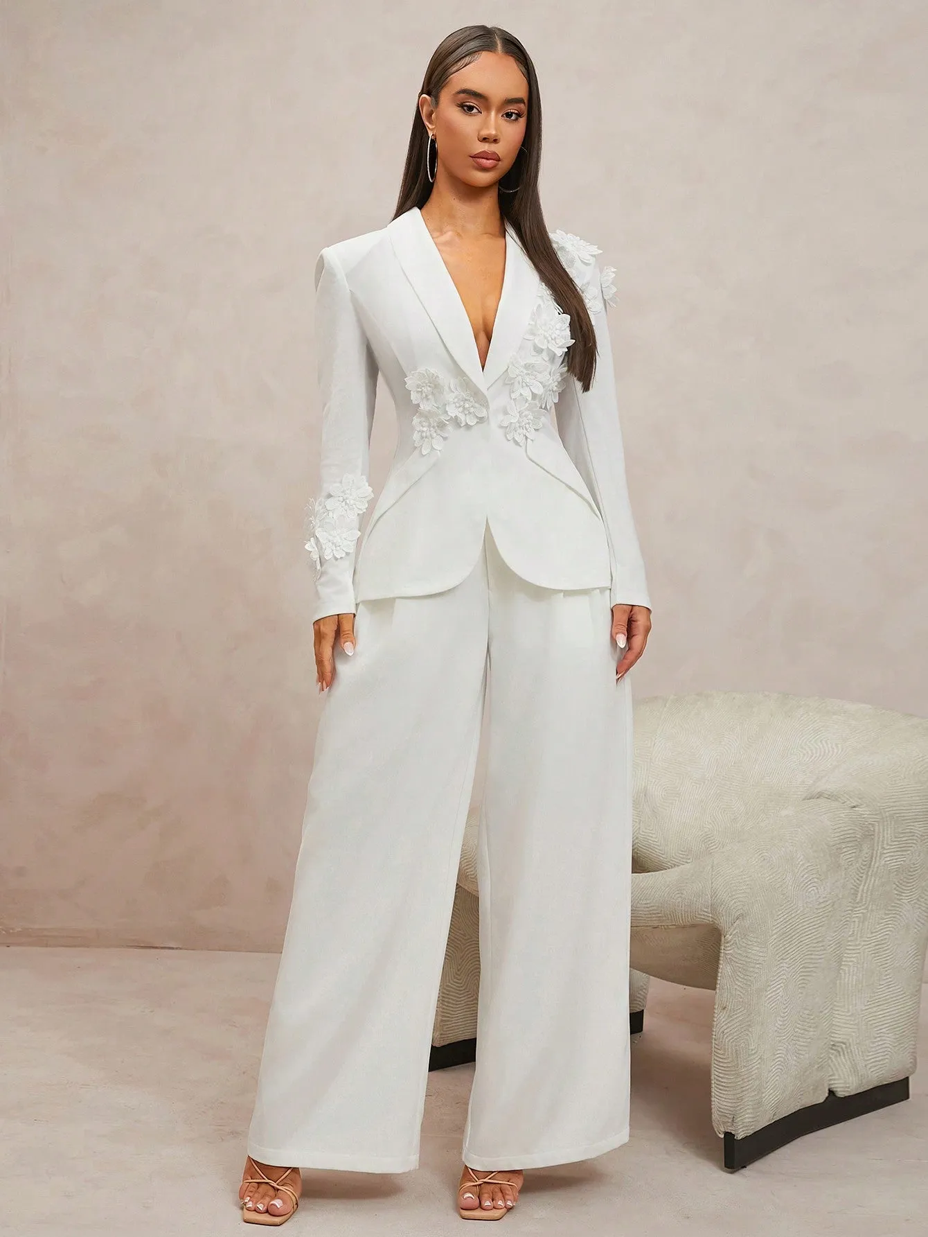 Cherry Vibes: Traje de chaqueta sexy para mujer en