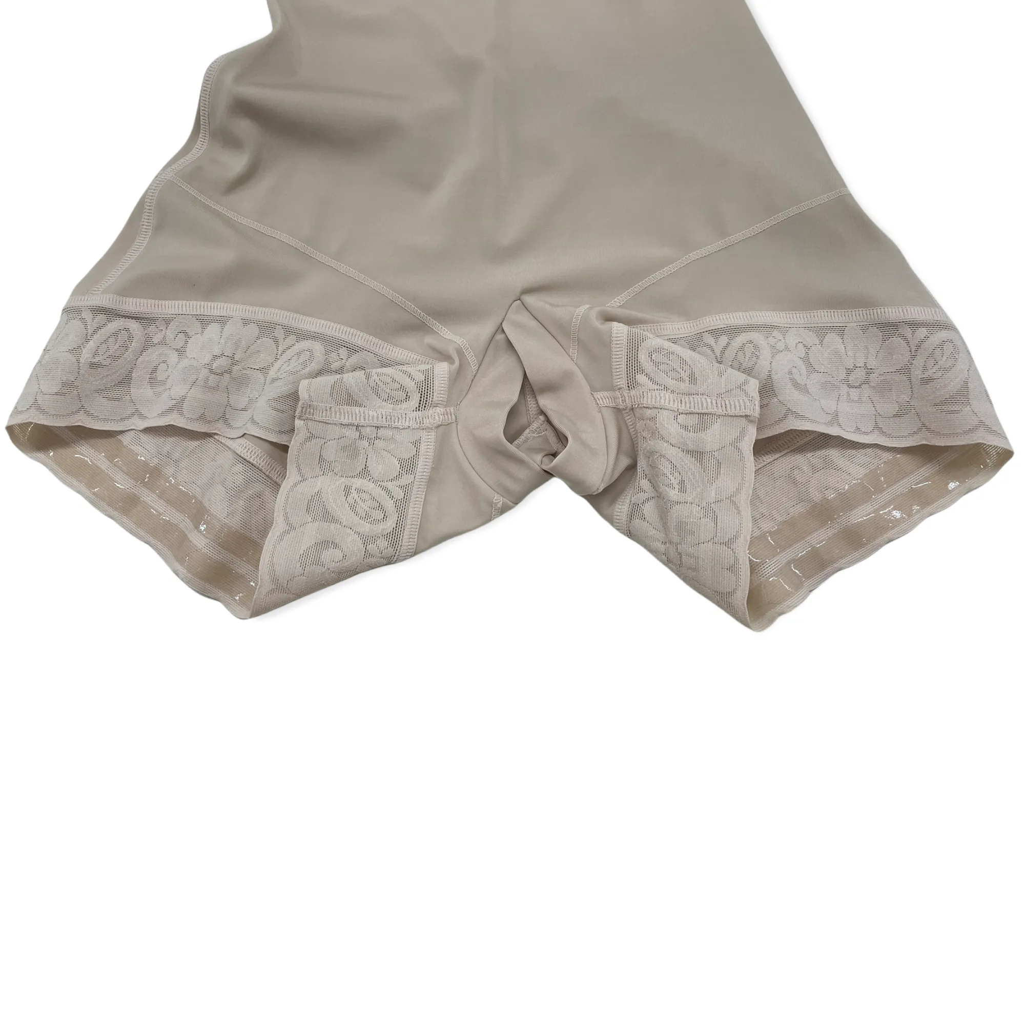 FB853 SHORT COMFORT SEAMLESS