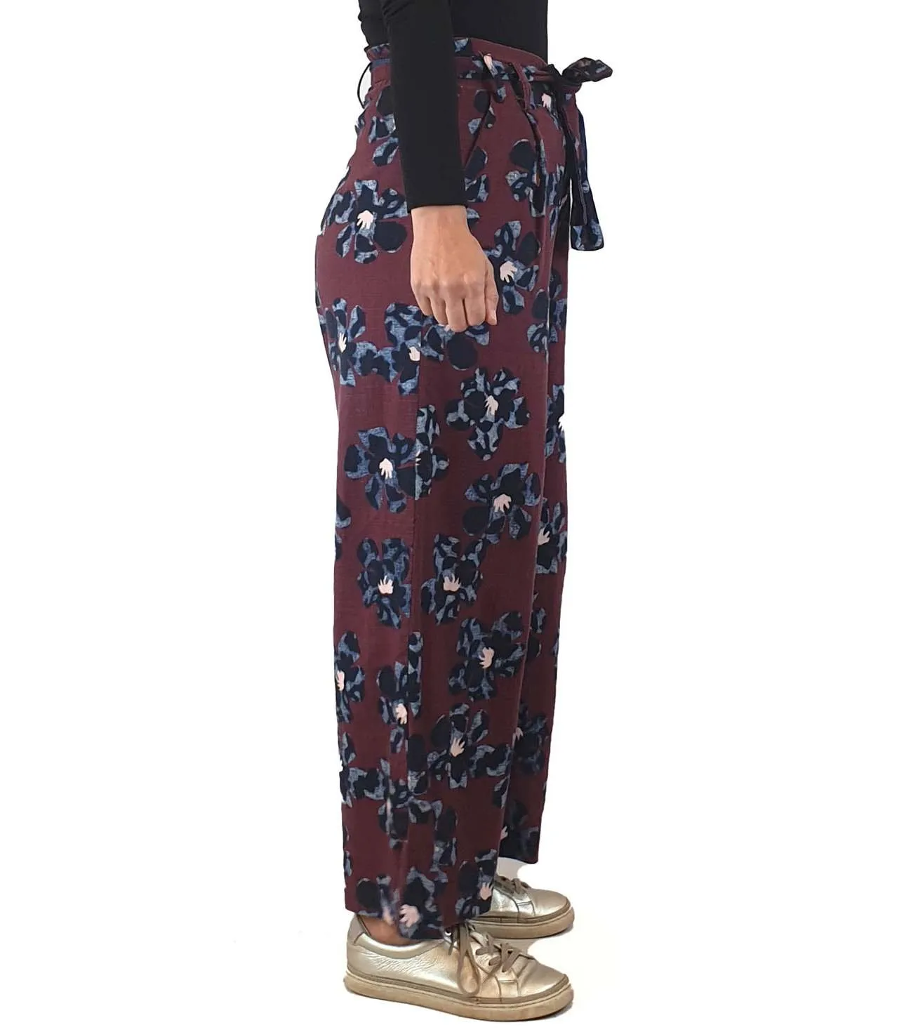 Gorman deep red cotton/linen wide leg pants with flower print size 8