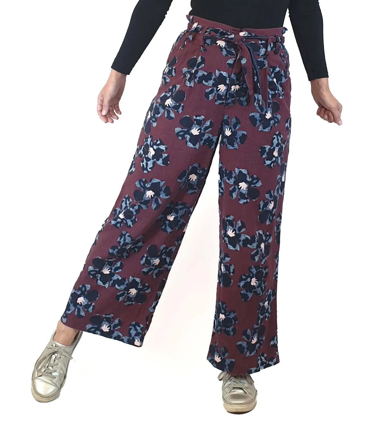Gorman deep red cotton/linen wide leg pants with flower print size 8
