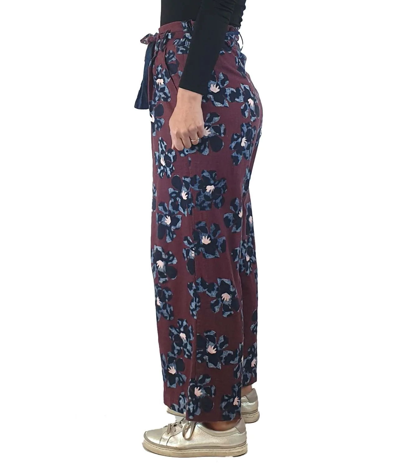 Gorman deep red cotton/linen wide leg pants with flower print size 8