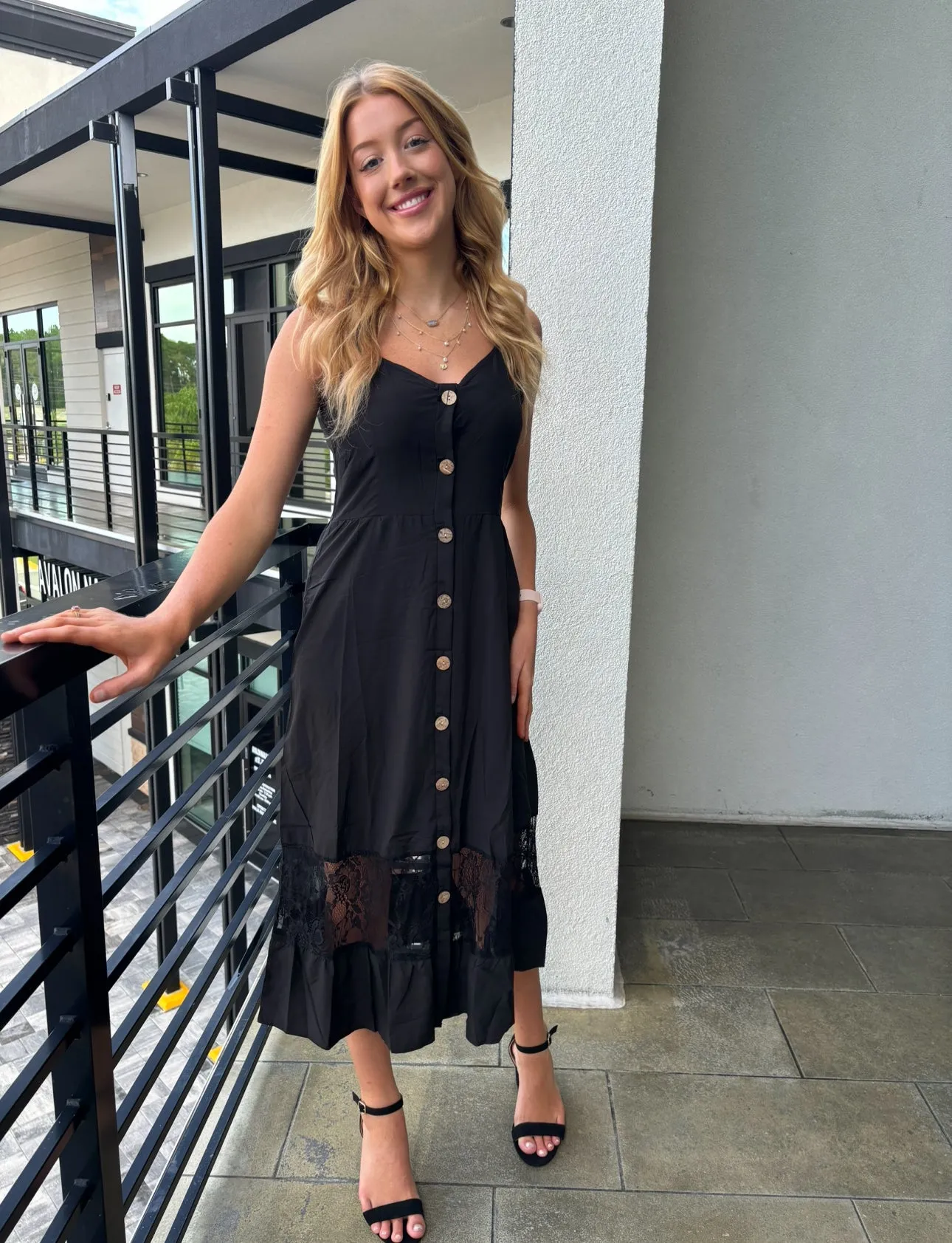 Halter Sleeveless Back Lace Dress