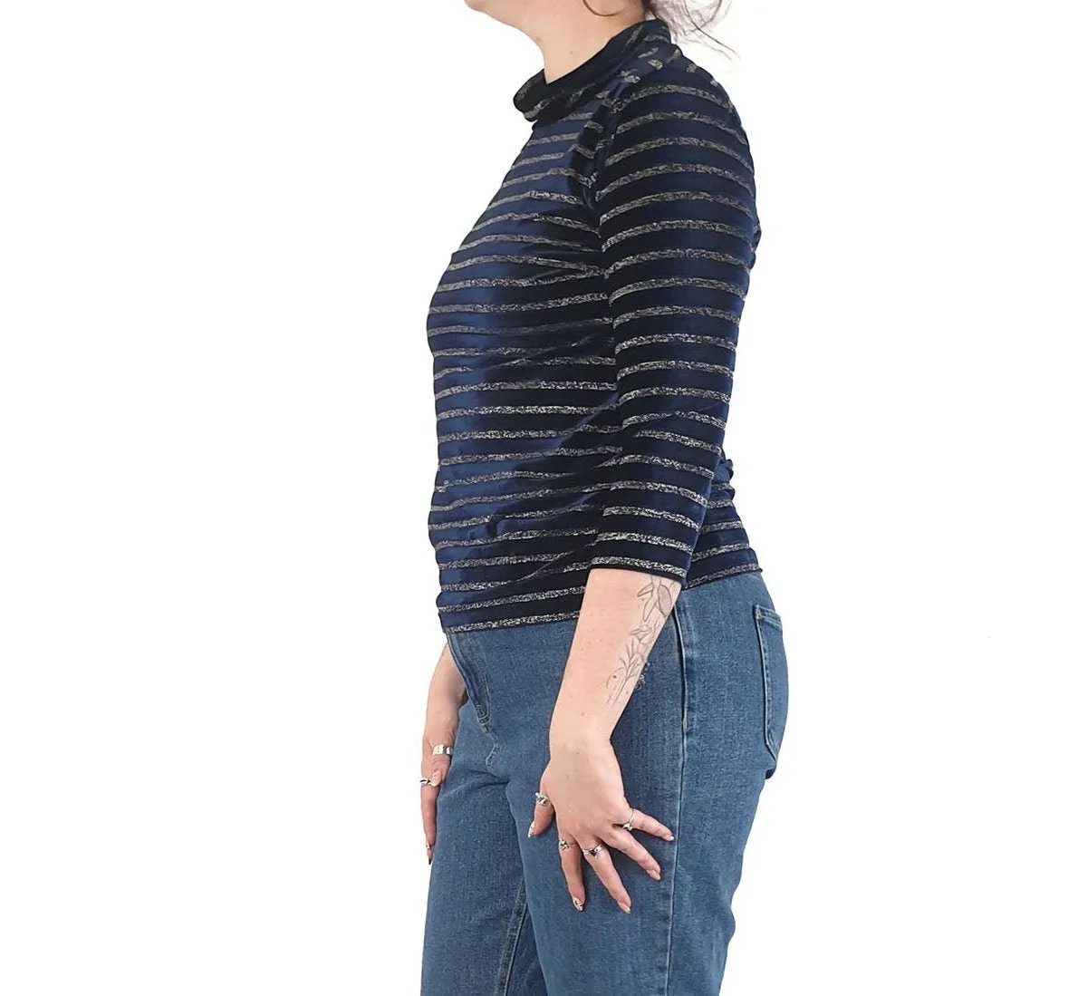 Kindling navy and metalic gold striped top size L (best fits size 12)