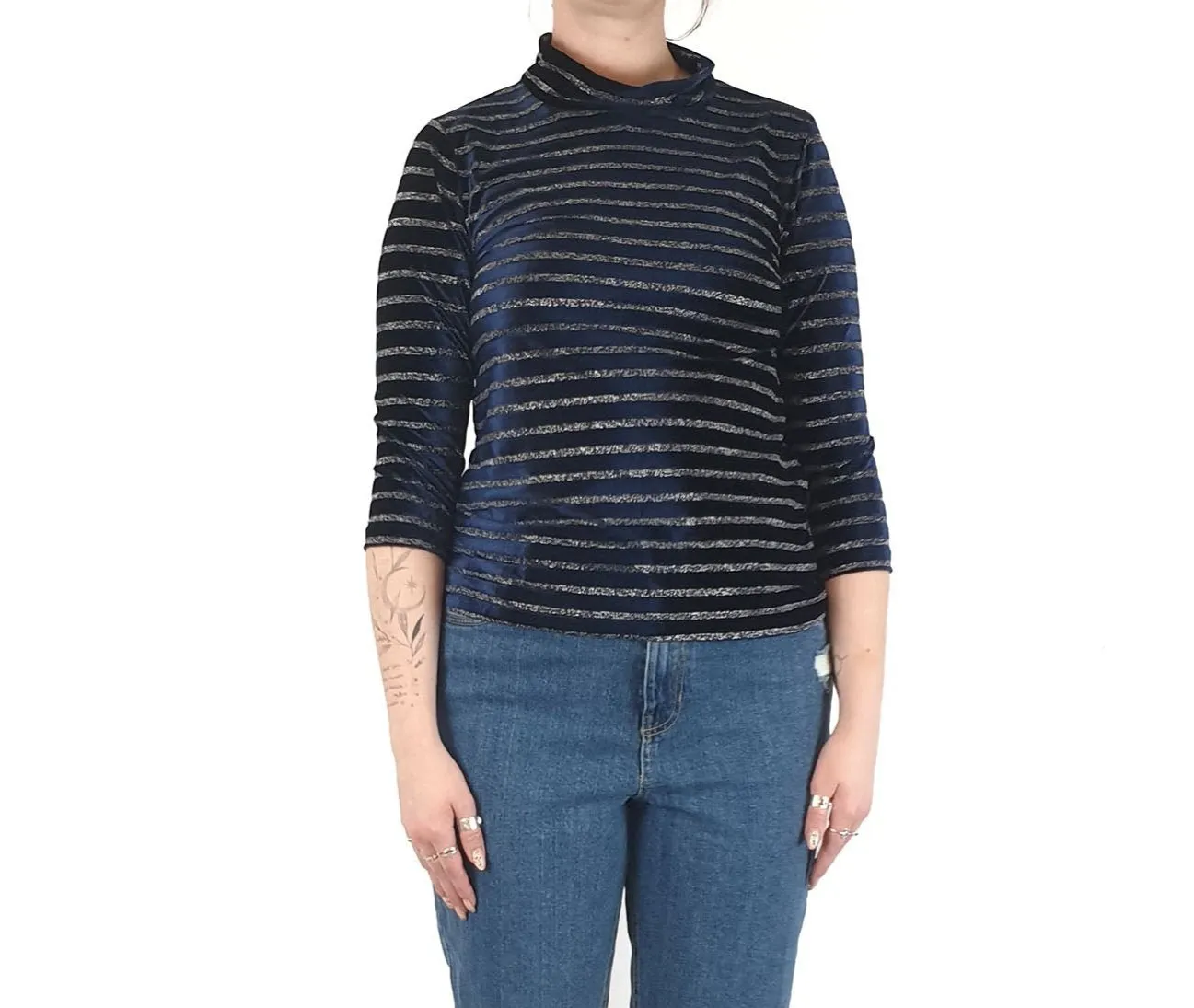 Kindling navy and metalic gold striped top size L (best fits size 12)