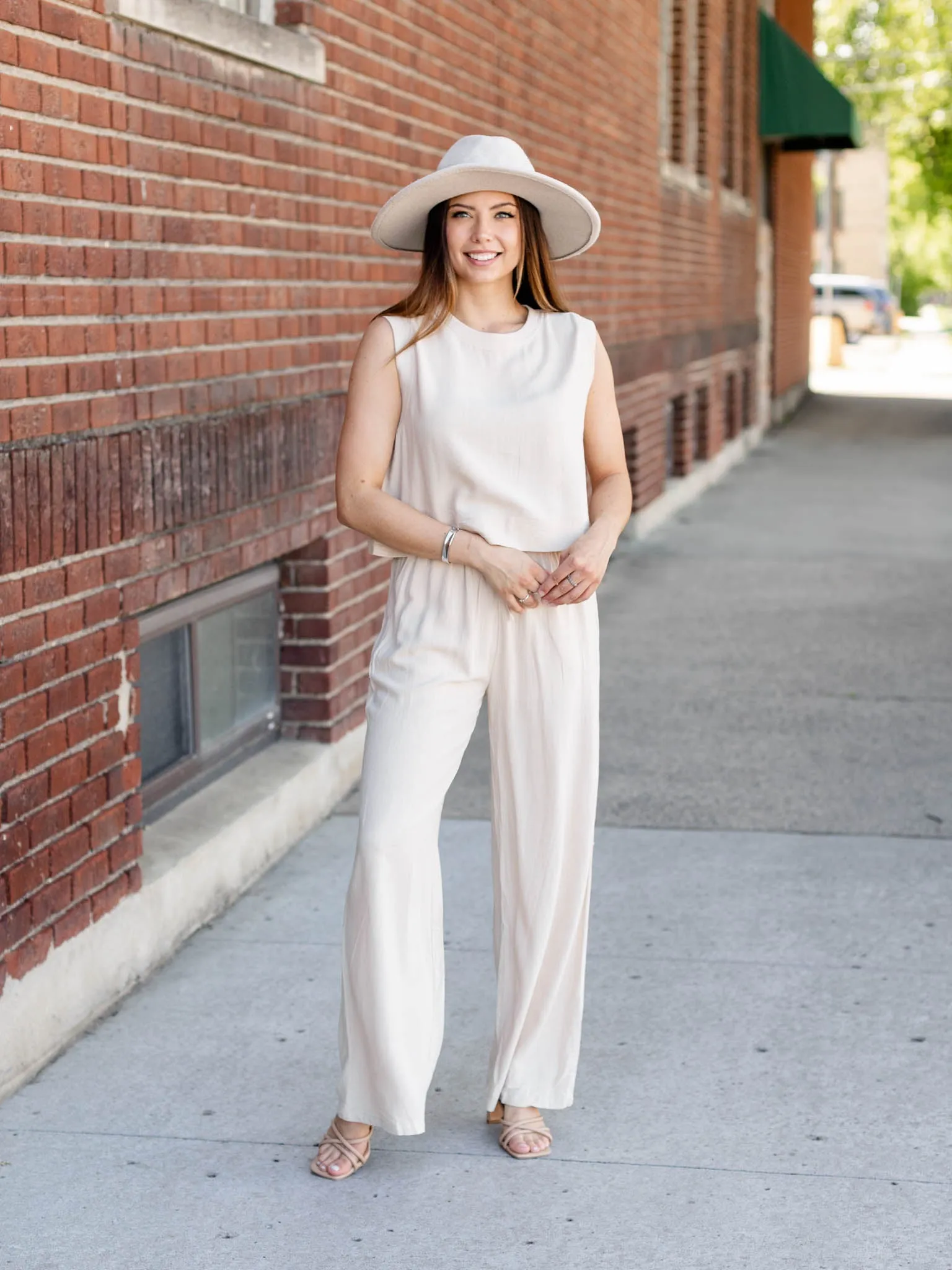 Linen Sleeveless Top