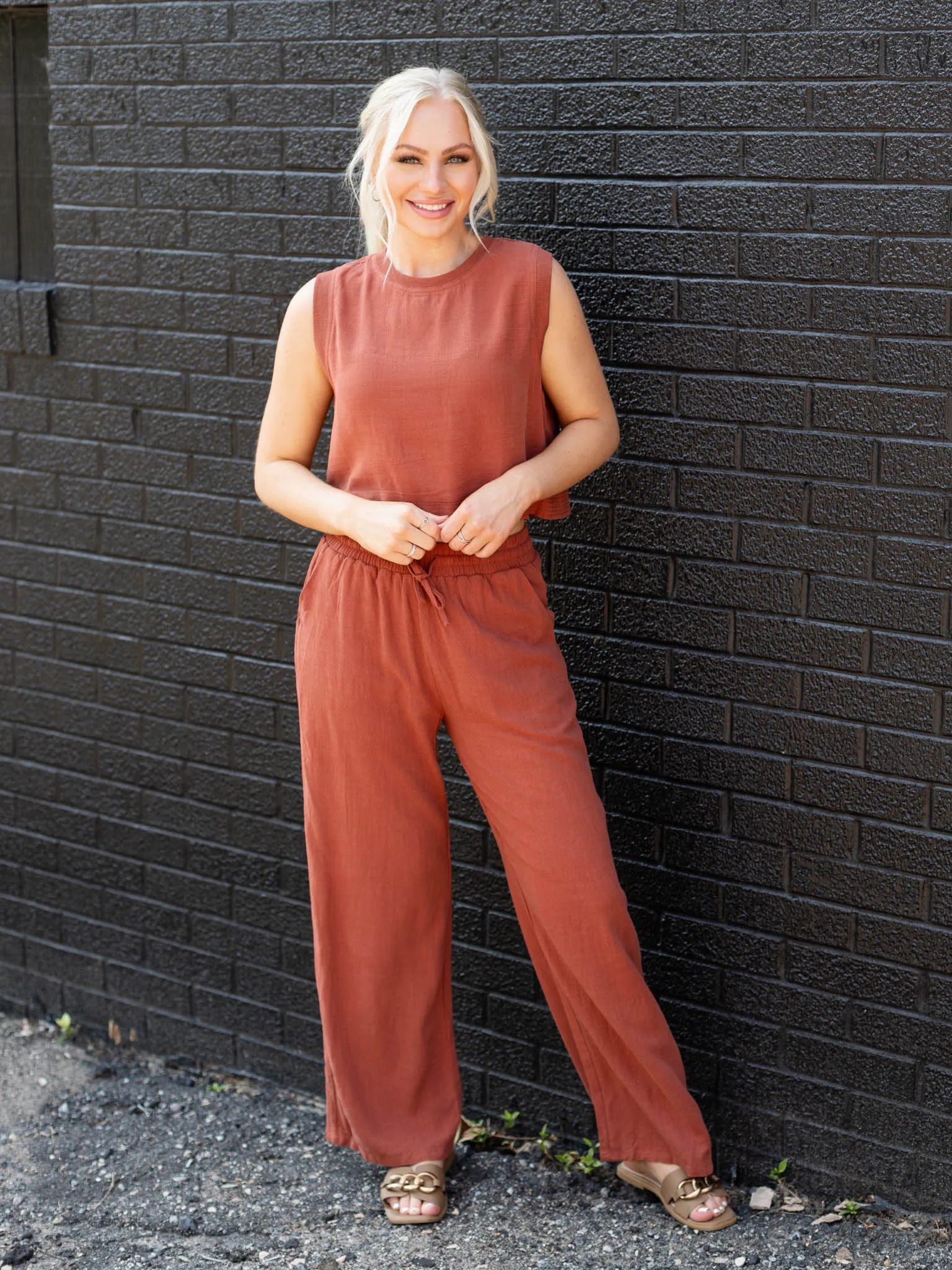 Linen Sleeveless Top