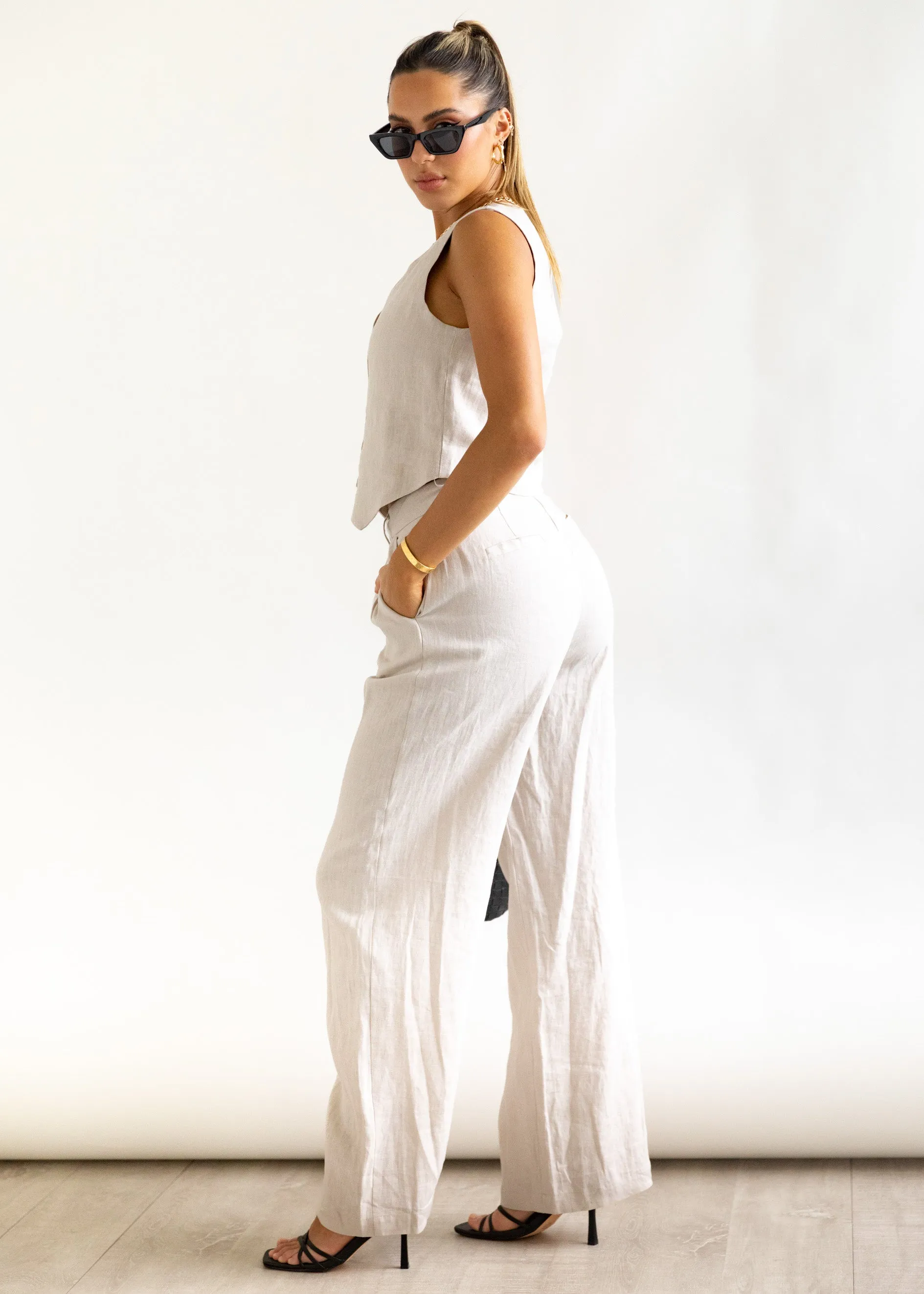 Meivi Linen Top - Oatmeal