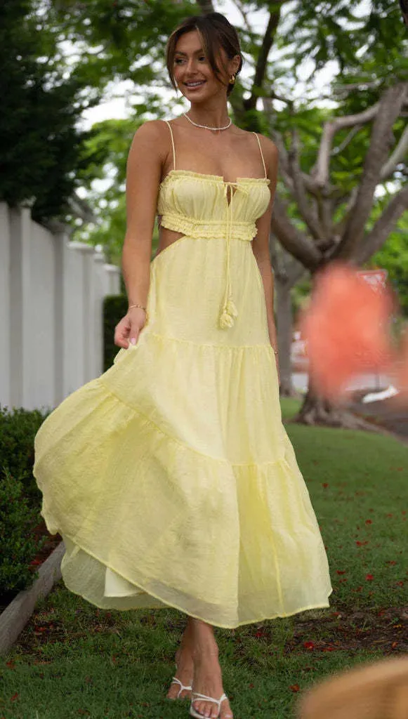 Musa - Women's sleeveless maxi dress with seams and ruffles