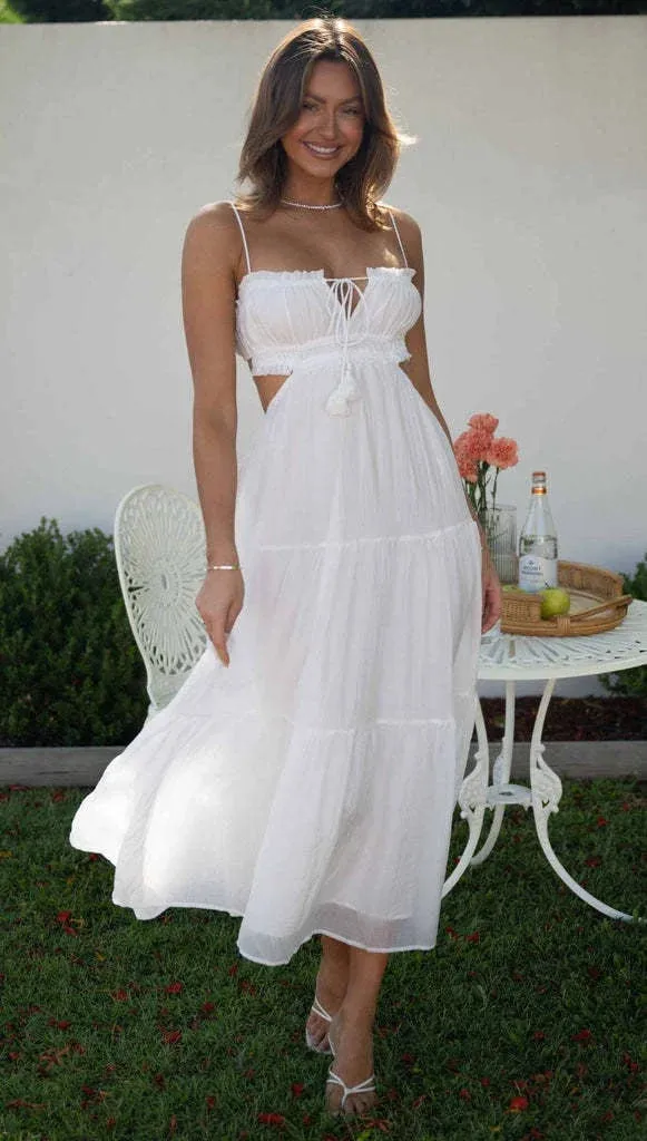 Musa - Women's sleeveless maxi dress with seams and ruffles