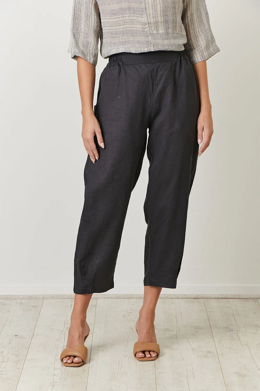 Naturals Soot Linen Pants Ga356