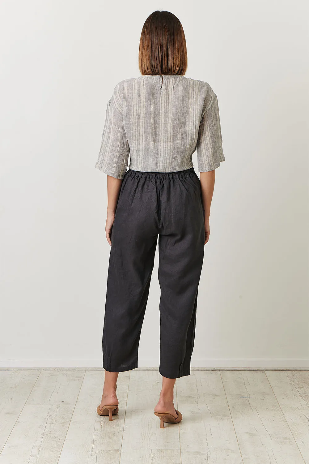 Naturals Soot Linen Pants Ga356