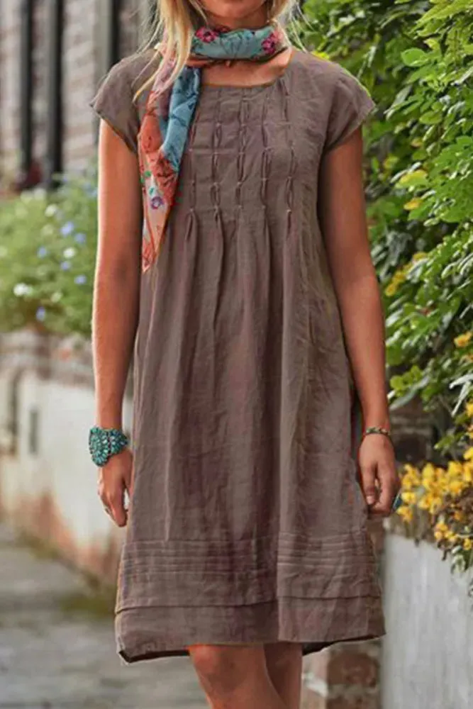 Neve - Short-sleeved leisure dress with U-neck in plain patchwork