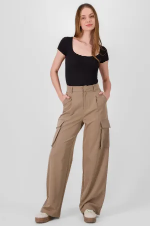 Pantalon sastre detalle bolsas cargo