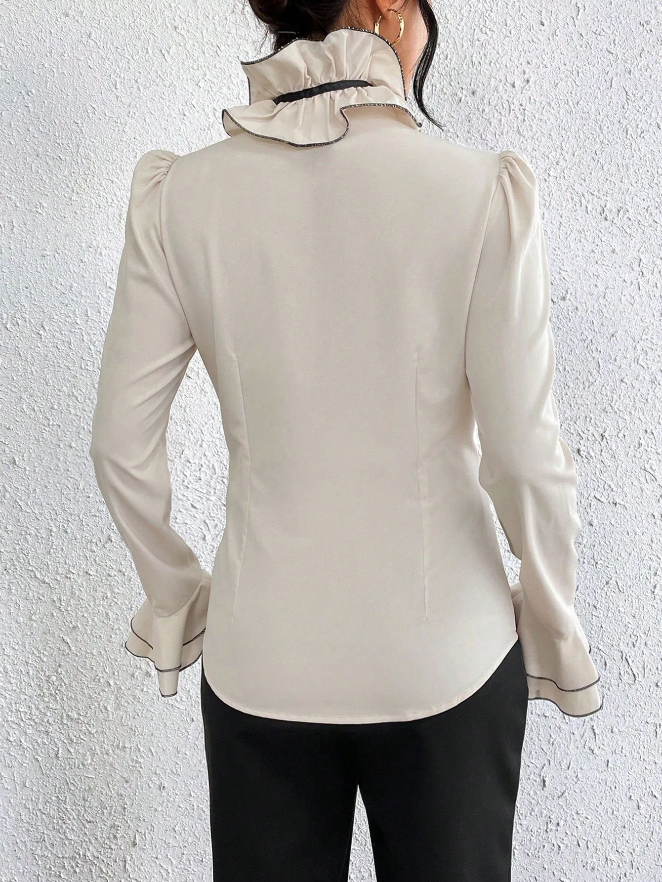 Privé Contrast Ruffle Trim Flounce Sleeve Tie Front Shirt