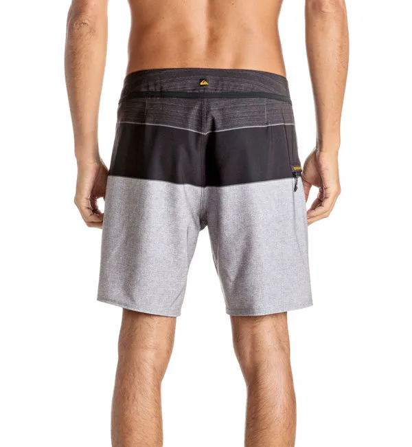 Quiksilver Everyday Blocked Vee 17" Boardshort - Quiet Shade