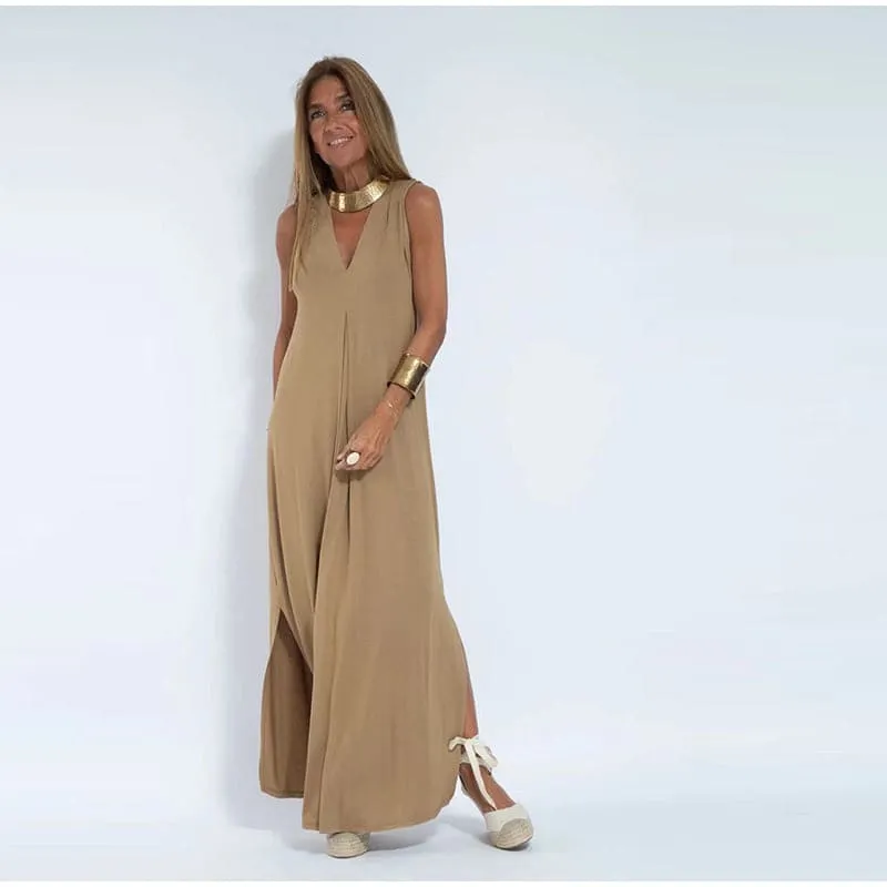 Stephanie Elegance dress - slimming silhouette