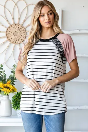 STRIPE PRINT CONTRAST TOP: PALE MAUVE