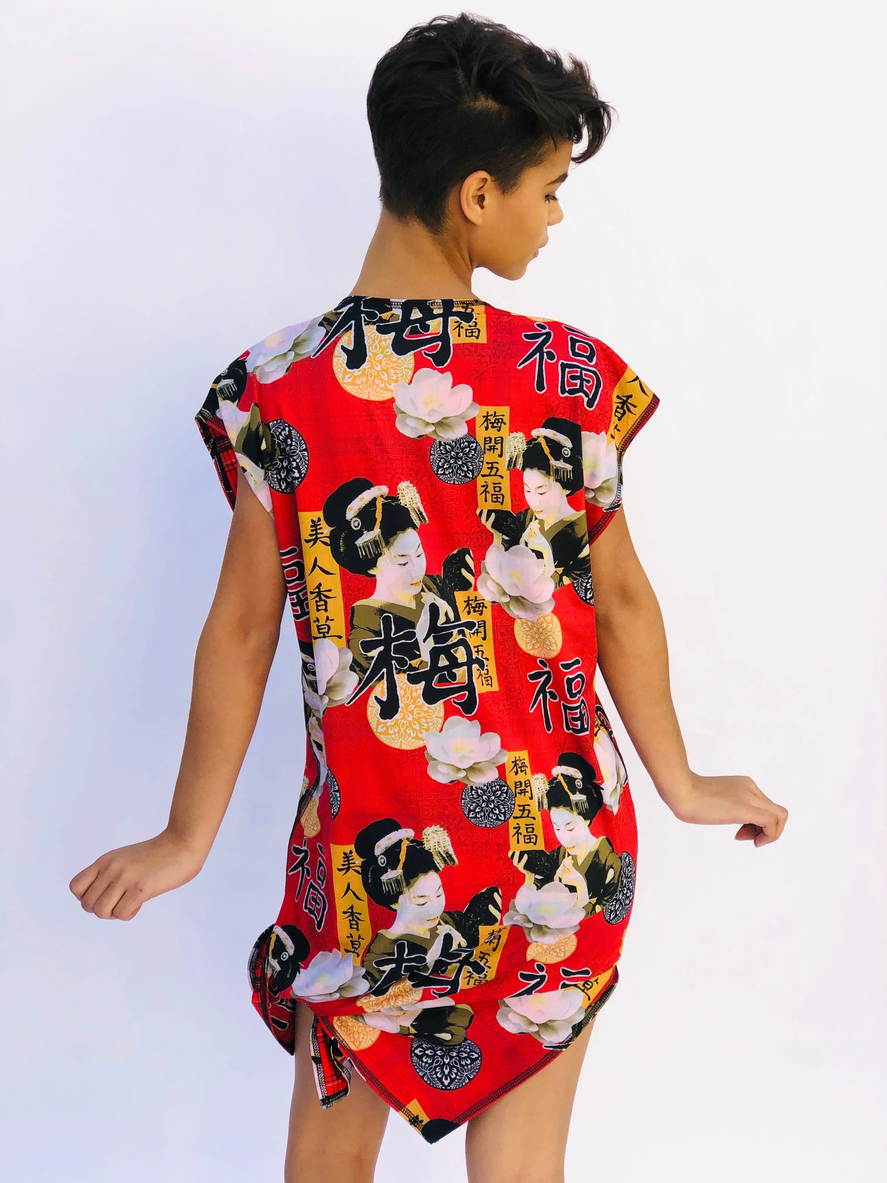 V NECK SIDE SLIT DRESS RED GEISHA/RED PLAID