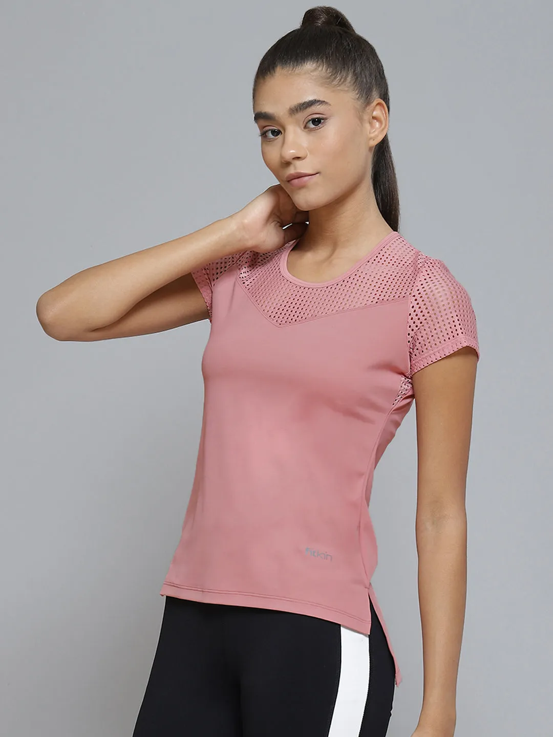 Women Pink Solid Mesh Design Knitted Rapid-Dry T-shirt