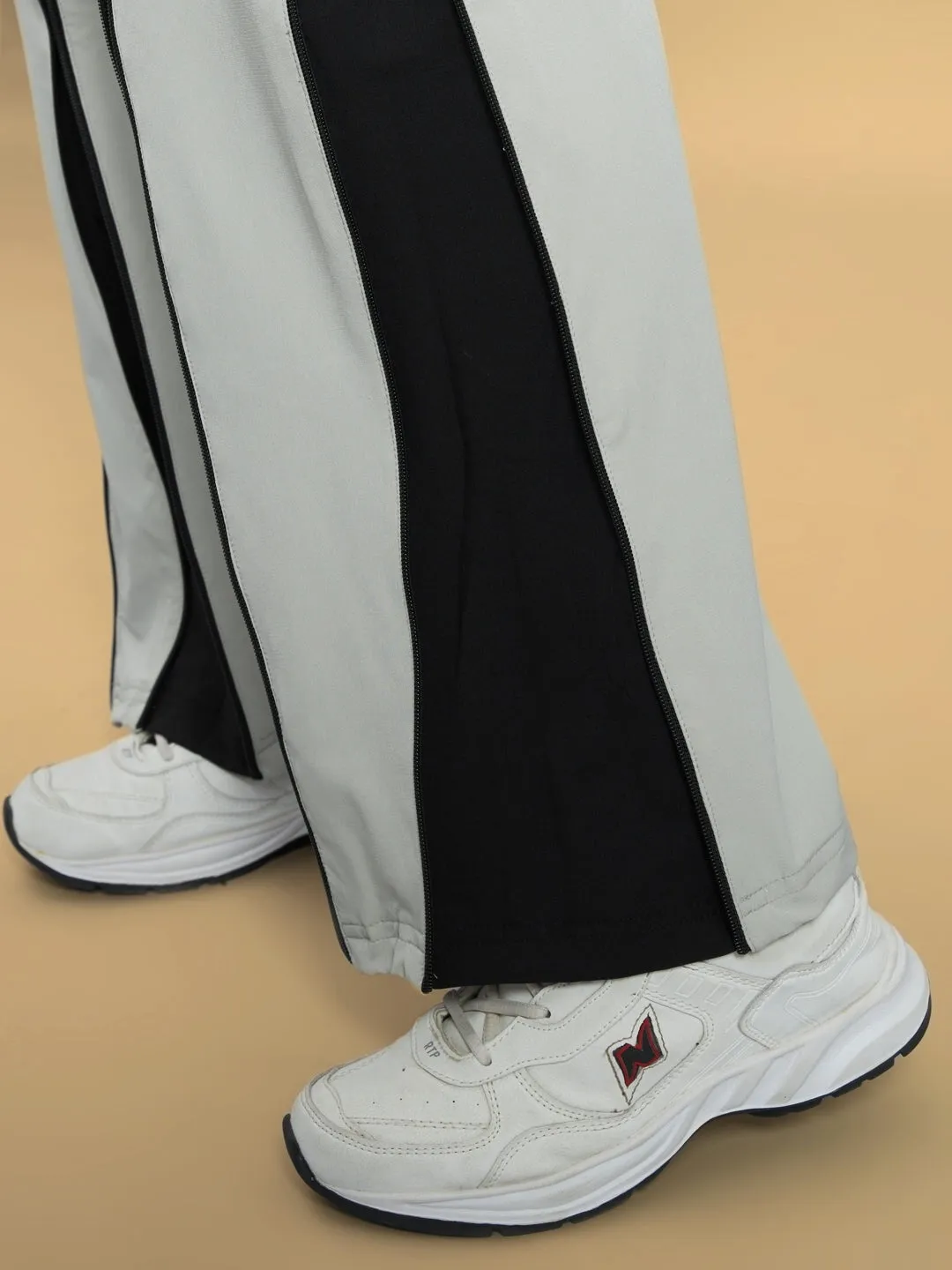 Women's Primo Parachute Cargo Pants (Grey)