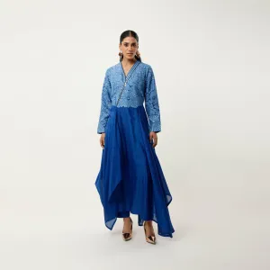 ZIPPERED V NECK CUTWORK ASSYMTRICAL KURTA WITH LINEN PANTS